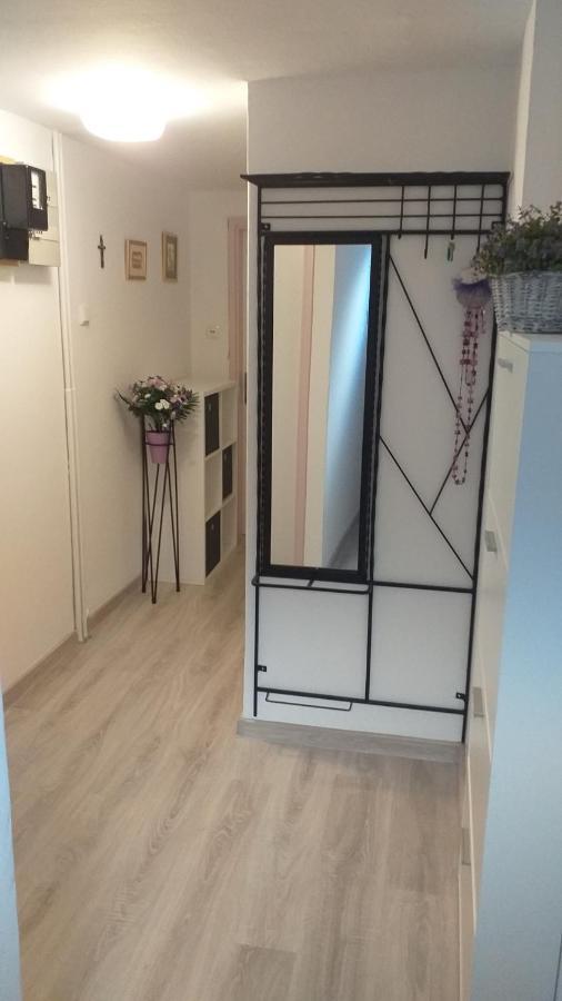 Apartman Plavo More Zara Esterno foto