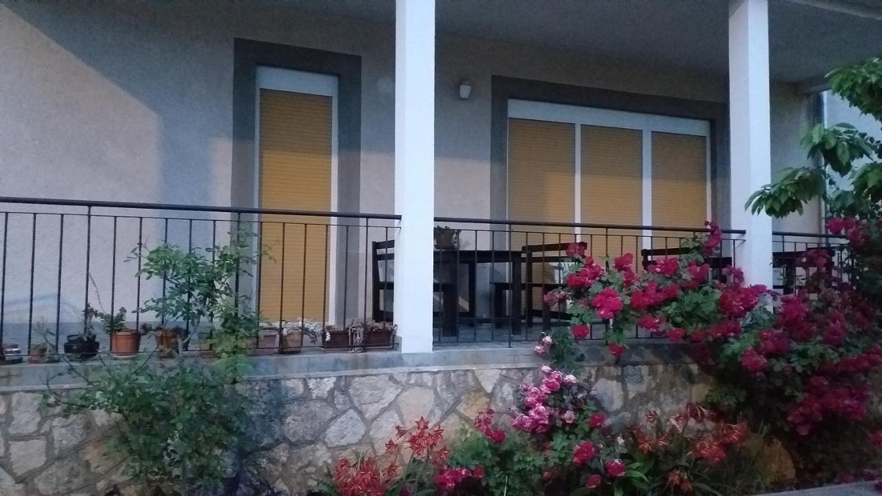 Apartman Plavo More Zara Esterno foto