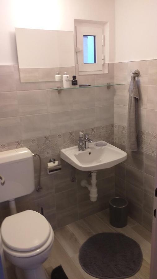 Apartman Plavo More Zara Esterno foto