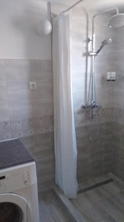 Apartman Plavo More Zara Esterno foto